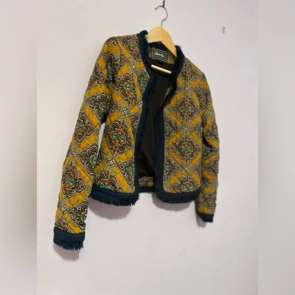 Unique fall jacket Size Small. - Picture 3 of 5